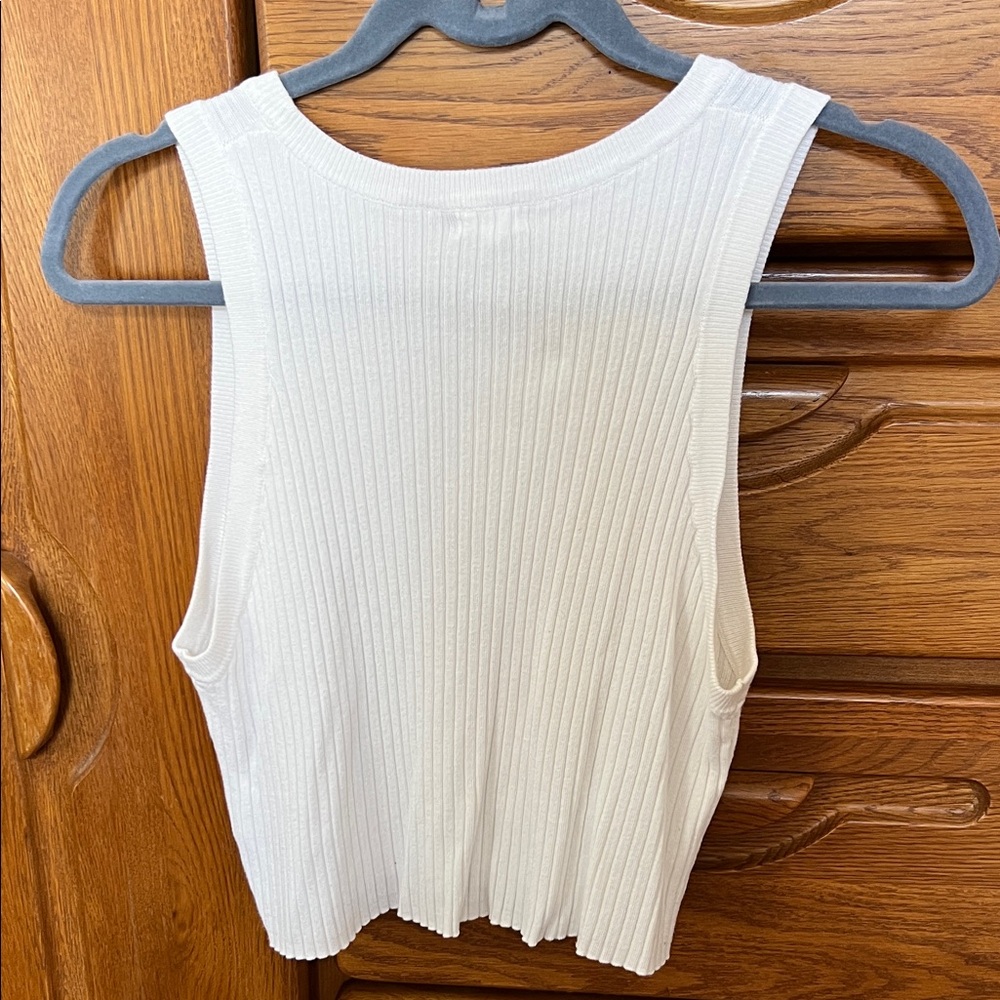 Garage Cropped White Ribbed Tank Top - Picture 3 of 5